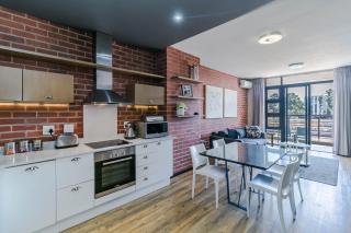 Trendy 2-Bed, 2-Bath in the Heart of Rosebank - 6