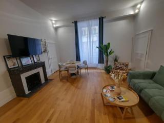 L'Auguste, Appartement Lumineux & Central - 4