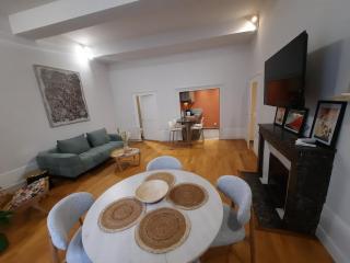 L'Auguste, Appartement Lumineux & Central - 2