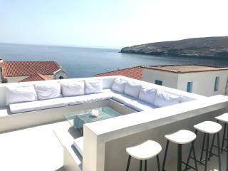 The White House 1 - 0