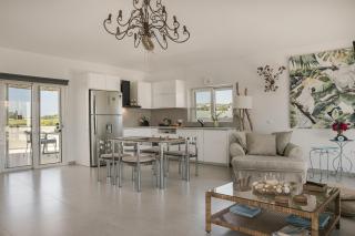 Ai Helis Summer House - 4