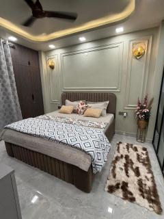 The Lotus Retreat - Premium - 6