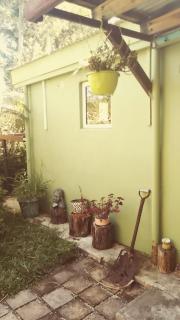 Cozy private cottage with garden views at Ferngrove - 1