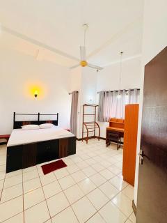 Galle Breeze Villa - 5