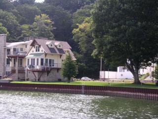 Enchanting Waterfront Vacation Rental near Holland, Michigan - 8