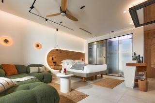 Diastar Luxury Suites NEW - 2