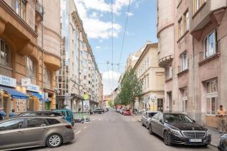 Downtown Jewish Quarter Ruin Bar with 2 Full Bath - 5