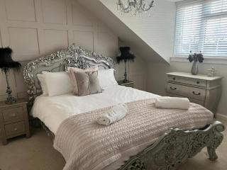 3 Bed Cottage - Garden Wifi Free Parking - 7