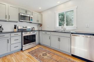 Private Patio and Pond Serene Black Mountain Escape - Black Mountain - 1