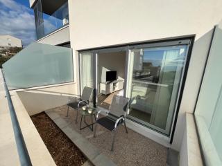 Seaside Escape Apartments - 9