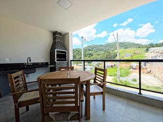 Casa Moderna com Churrasqueira e Vista para a Montanha - 5