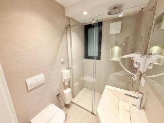 Central Inn City Hotel - 2