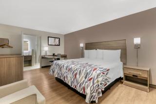 Red Roof Inn Georgetown, KY - 9