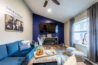 Summit Retreat Hot Tub Game Room Sauna - 5