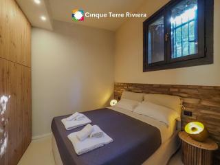 Villa Olive Mill Terra Rossa - 9