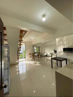 Xu simple stay with balcony - 4