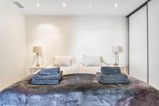 Dream Stay! 15 Guests, Big Pool with Heating Option at Extra Cost, Sea view! - 1