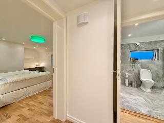 Premium workers home in near city - 2