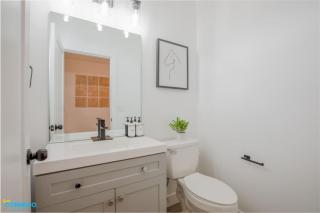 Budget-Friendly Near Zion | Comfortable - 3