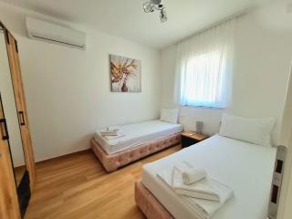 Enchanting Villa Casalinga - 2