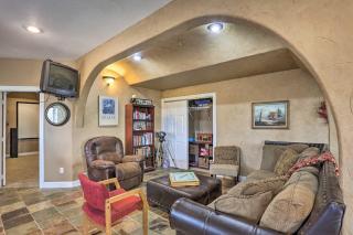 Cozy Black Hawk Retreat with Games and Patio - 1