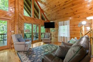 Birdsong- Hot Tub, Game Room, Firepit, WiFi - 9