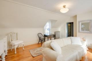 Walk to Downtown Saco from Cozy Coastal Apt - 2