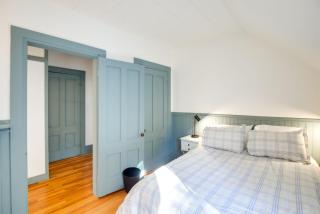 Walk to Downtown Saco from Cozy Coastal Apt - 5