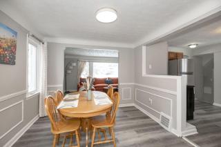 Cozy and stylish 3BR home in quiet neighborhood - 5