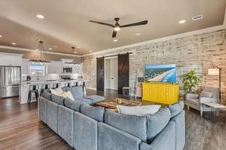 Bowers Oasis home - 6