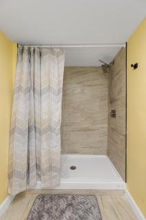 Spacious Private Room in a Spacious Shared Home#4 - 4