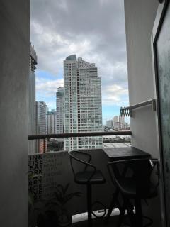 Mandaluyong HomeBest Place to Stay! - 3