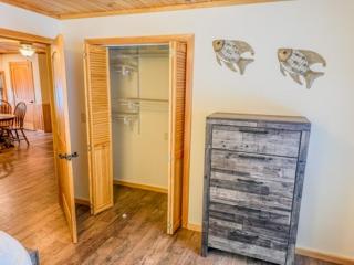 Modern Lakeview Escape - Hammond - 7