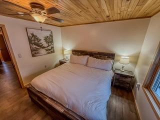 Modern Lakeview Escape - Hammond - 6