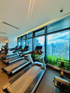 Eaton Residences Exicutive Aprtments - 3