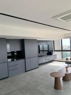 Pent house - 2