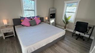 Cozy Home, Family Stay with Office Space, Near Attractions! - 9