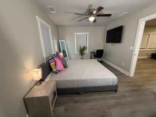 Cozy Home, Family Stay with Office Space, Near Attractions! - 1