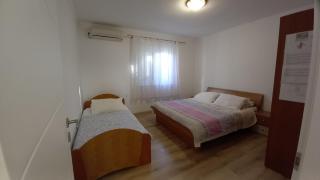Apartment in Kustici with sea view, terrace, air conditioning, WiFi (3597-2) - Kustići - 3
