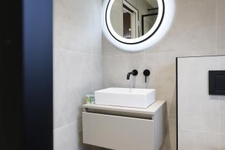 Principality Hideaway 3BR&2BA Family and Contractors - 8