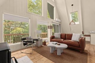 Nova Scotia A-Frame with Hot Tub - 5