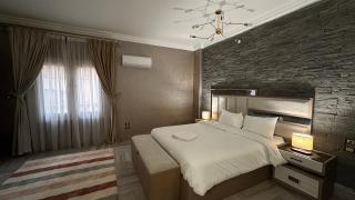 Royal Apartment with Garden - 6