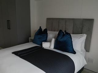 Gonubie Beachside Delight Apartment - 8