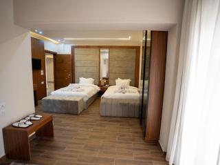 pyramids tuya&view inn - 1