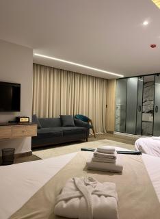 New Blue Pyramids Cave - 4