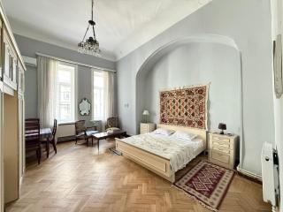 House of Whispers - 3