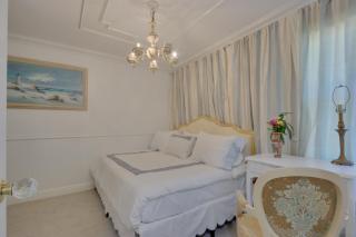 Spacious 5-bedroom Serene Euro French Villa - 6