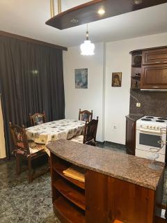 EAST Spacious and Comfort Apartment close to Airport - 2