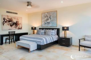 Oceanfront Villa with Pool, Hot Tub & Beach Access - 2
