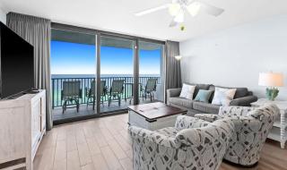 One Seagrove Place 1404 - 7